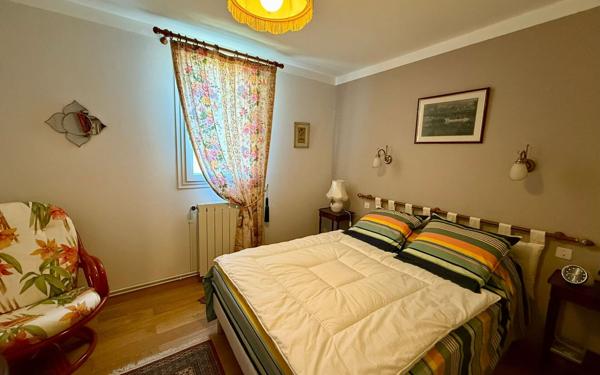 Maison à vendre    5 pièces •  Les Vans