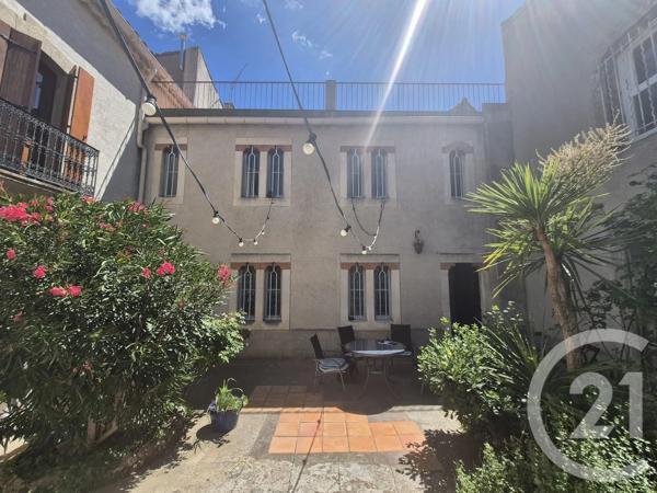 Maison à vendre  8 pièces - 290 m 2   AZILLE  - 11