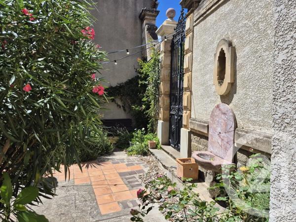 Maison à vendre  8 pièces - 290 m 2   AZILLE  - 11