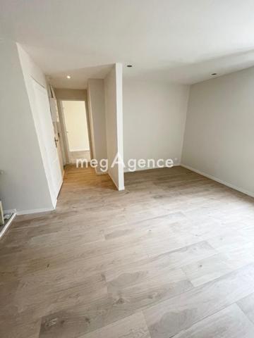 Appartement à TOULON, 83200 - 5 pièces 70m²