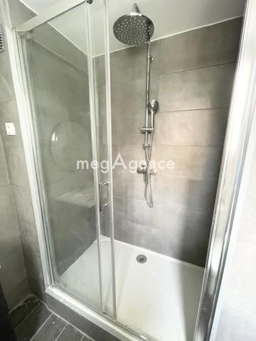 Appartement à TOULON, 83200 - 5 pièces 70m²