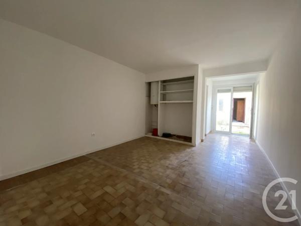 Maison à vendre  4 pièces - 74 m 2   MAUGUIO CARNON  - 34