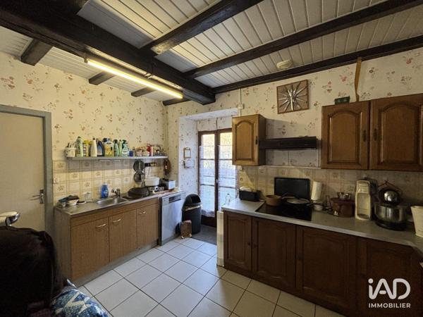 Maison à vendre 4 pièces 131 m² Abzac