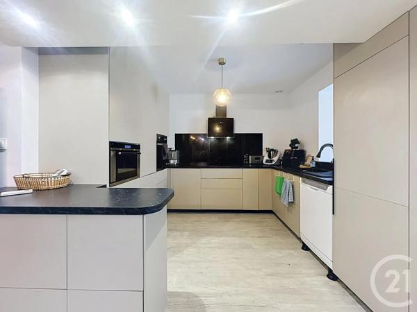 Maison à vendre  6 pièces - 176,70 m 2   GIGEAN  - 34