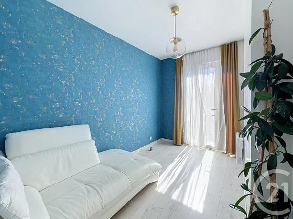 Maison à vendre  6 pièces - 176,70 m 2   GIGEAN  - 34