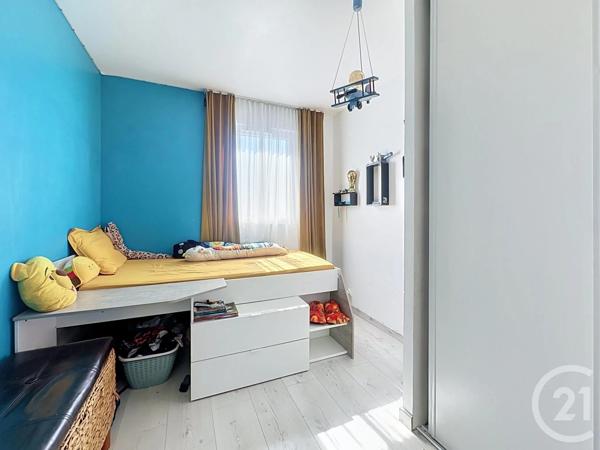 Maison à vendre  6 pièces - 176,70 m 2   GIGEAN  - 34