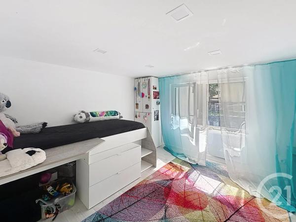 Maison à vendre  6 pièces - 176,70 m 2   GIGEAN  - 34