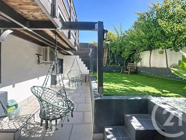 Maison à vendre  6 pièces - 176,70 m 2   GIGEAN  - 34