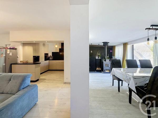Maison à vendre  6 pièces - 176,70 m 2   GIGEAN  - 34