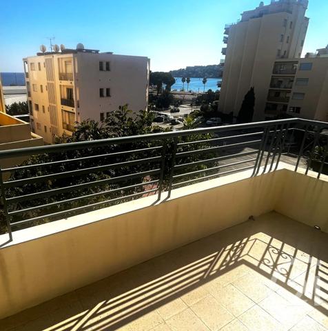 Appartement F3 à vendre  3 pièces - 52,64 m2 ROQUEBRUNE CAP MARTIN - 06