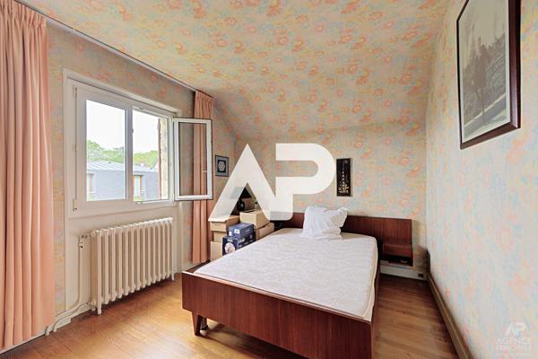 Maison Rueil Malmaison 4 pièce(s) 99 m2 €600 000 ** - Référence 19748