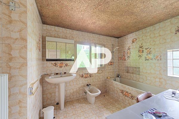 Maison Rueil Malmaison 4 pièce(s) 99 m2 €600 000 ** - Référence 19748