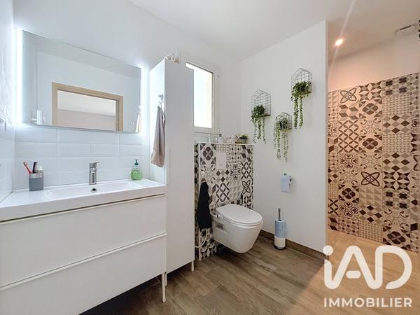 Maison à vendre 8 pièces 245 m² Istres