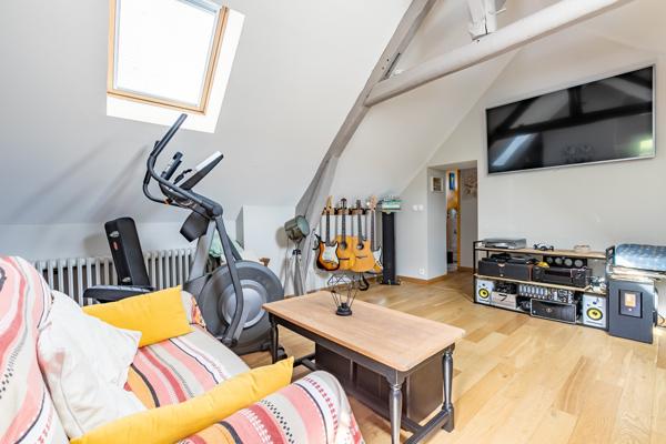 Maison 6 pièces - 147 m²