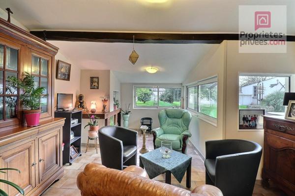 Maison de pays Hyper Centre Muron 6 pièces 171 m2 - 2 grands garages - belle parcelle de terrain close