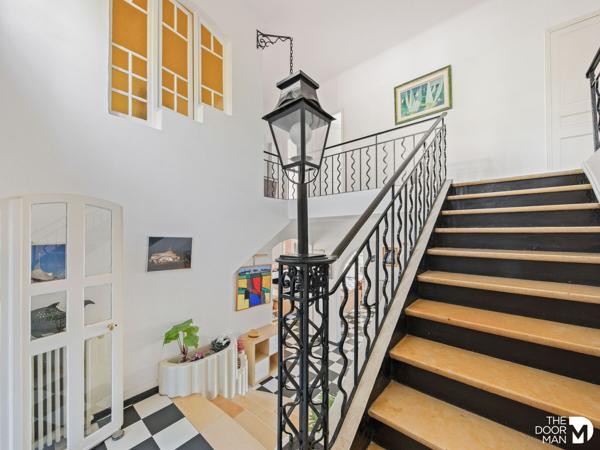 Propriété - À vendre - 388 m² - HYERES | The Door Man