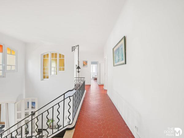 Propriété - À vendre - 388 m² - HYERES | The Door Man