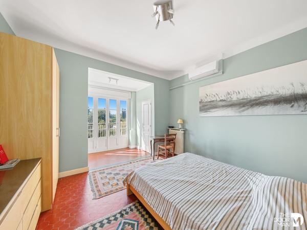 Propriété - À vendre - 388 m² - HYERES | The Door Man