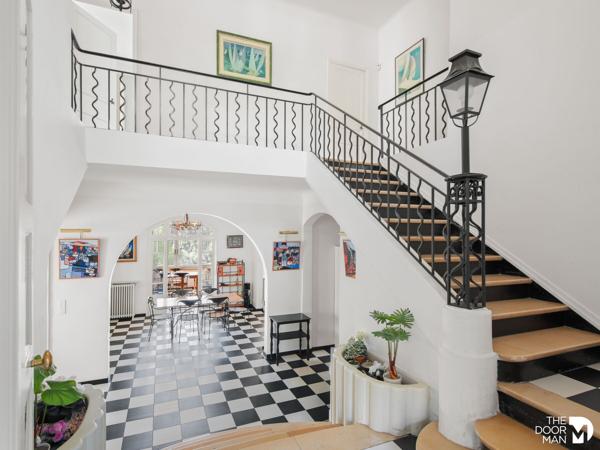 Propriété - À vendre - 388 m² - HYERES | The Door Man