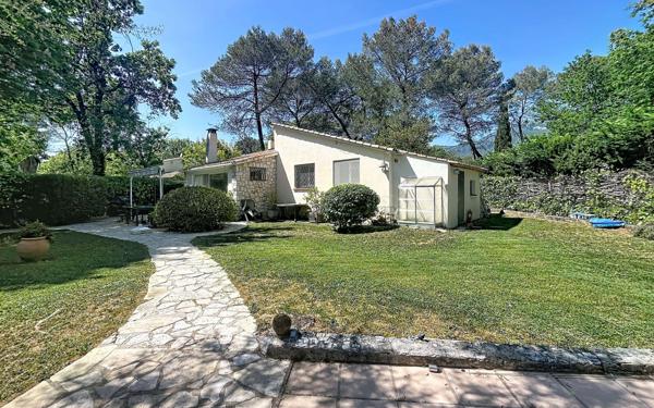 Maison à vendre    4 pièces • 111 m2 Roquefort-les-Pins