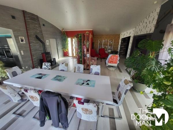 Maison - À vendre - 209 m² - PARTHENAY | The Door Man