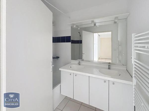 Appartement à louer 3 pièces 56.95m² Castres (81100)