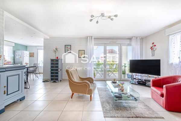 Appartement T3 avec terrasse, garage double