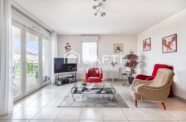 Appartement T3 avec terrasse, garage double