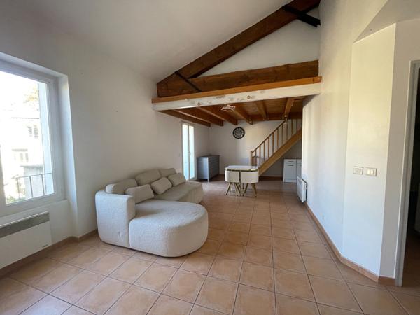 SAINT CANNAT - Appartement 3 pièces de 66 m² avec terrasse et parking