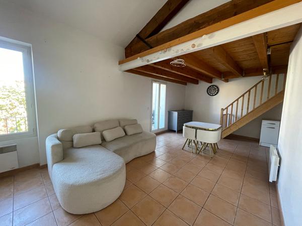 SAINT CANNAT - Appartement 3 pièces de 66 m² avec terrasse et parking