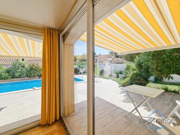 Villa individuelle de 222m² - 8 pièces avec véranda sur terrain arboré de 830m² - Piscine - DPE B