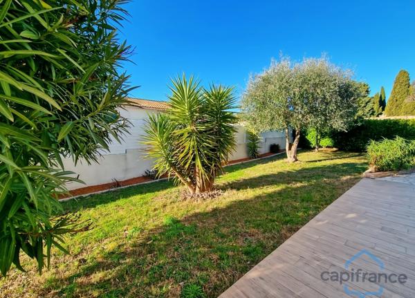 Villa individuelle de 222m² - 8 pièces avec véranda sur terrain arboré de 830m² - Piscine - DPE B