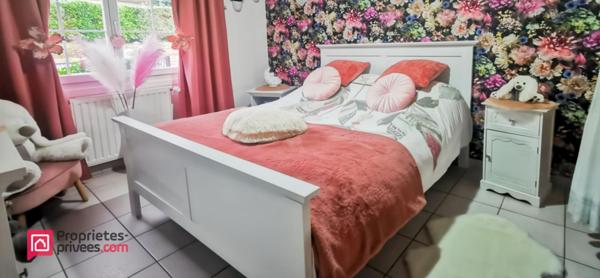 Maison plain pied  sur 1229 m² de terrain