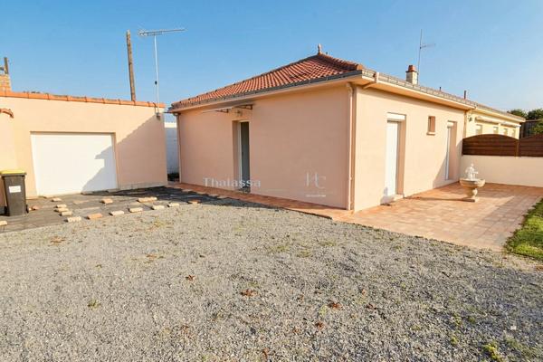 Maison La Plaine Sur Mer 62 m2 + studio 35 m²,  
La plaine sur mer 44770