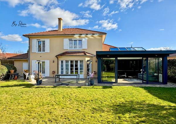 À vendre – Villa Kaufman & Broad avec véranda haut de gamme – 190 m² – Grand jardin paysager – 77600 Bussy-Saint-Georges