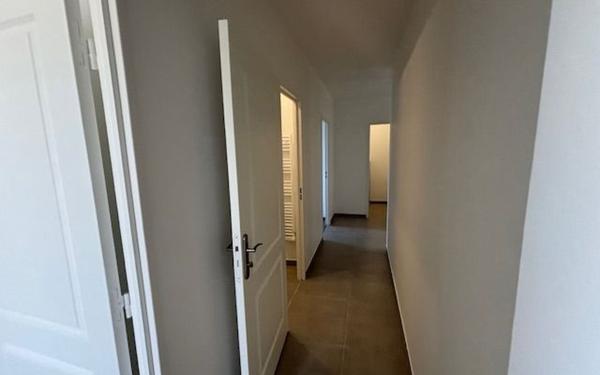 Appartement à vendre    4 pièces • 108,57 m2 Francheville