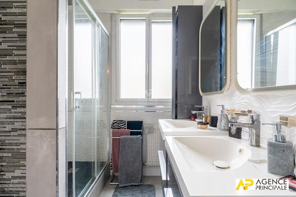 Appartement 5 pièce(s) 133 M² JARDIN €659 000 ** - Référence 4619