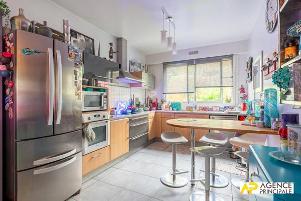 Appartement 5 pièce(s) 133 M² JARDIN €659 000 ** - Référence 4619