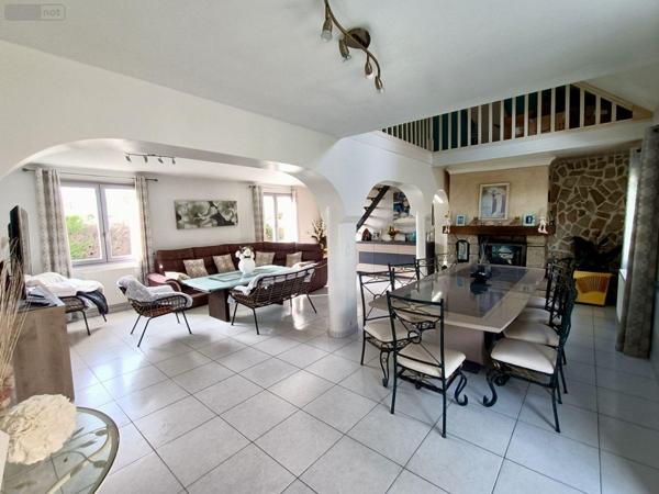 Maison à vendre à Bruz en Ille-et-Vilaine (35170), ref : 35129-6550