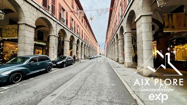 Vente Murs et Fonds de commerce, Emplacement rare Chambéry 73000