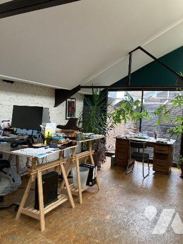 Loft 108m² avec garage et studio loué