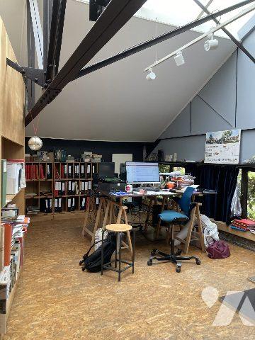 Loft 108m² avec garage et studio loué