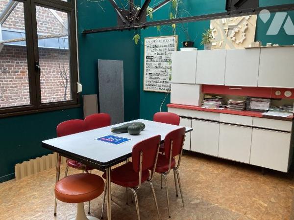 Loft 108m² avec garage et studio loué