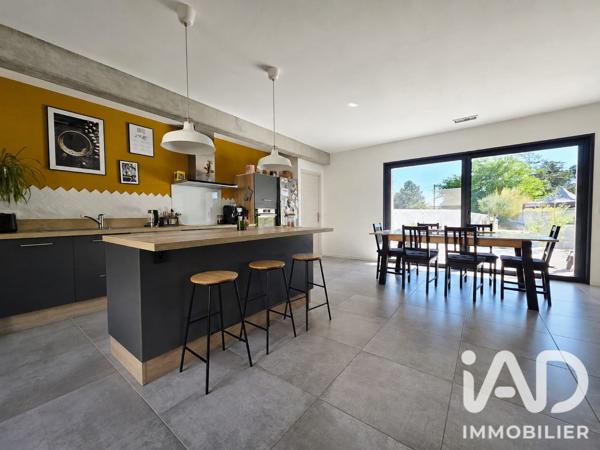 Maison à vendre 5 pièces 124 m² Bernis