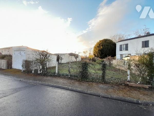 POITIERS -Quartier Fief de Grimoire, terrain à bâtir