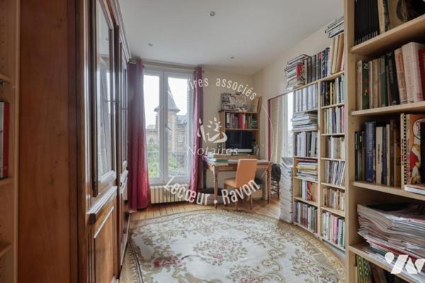 Nanterre Ville, maison bourgeoise 