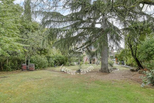 Nanterre Ville, maison bourgeoise 