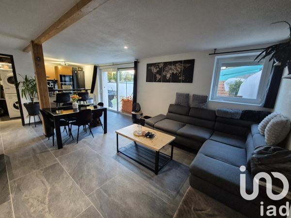 Appartement 4 pièces de 75 m² à Saint-Jeoire-Prieuré (73190)