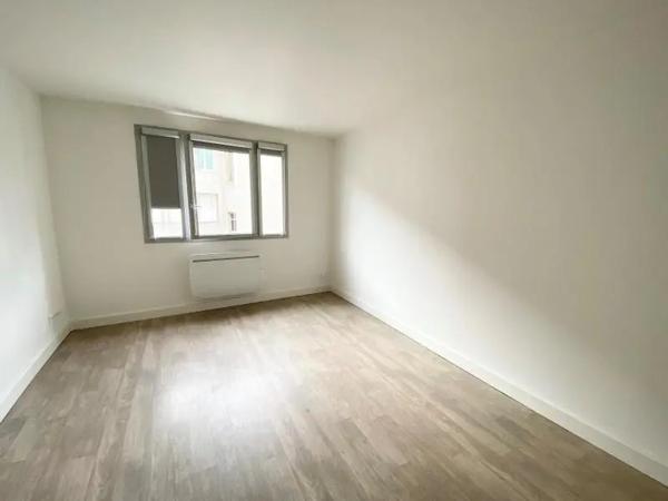 Appartement à louer 1 pièce 23.35m² Tours (37000)