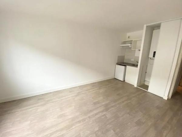 Appartement à louer 1 pièce 23.35m² Tours (37000)